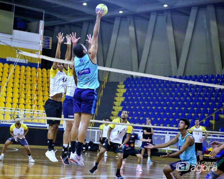 Equipe são-carlense realizou atividades de olho na estreia: expectativa de um bom jogo - Crédito: Jonas Bezerra