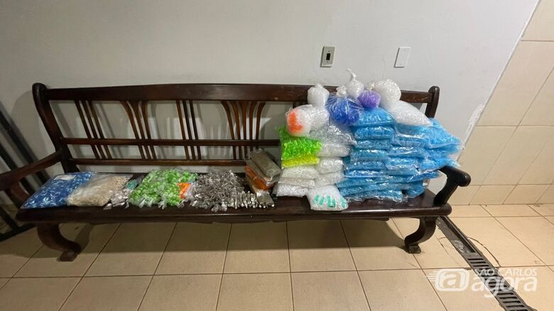 Droga apreendida  - Crédito: Lourival Izaque 