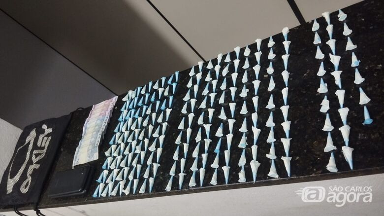 Força Tática faz nova apreensão de drogas na "Fortaleza do Tráfico" -