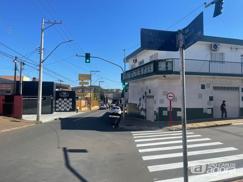 Novo semáforo instalado na esquina da Alexandrina com Raimundo Correa - Crédito: Lourival Izaque 