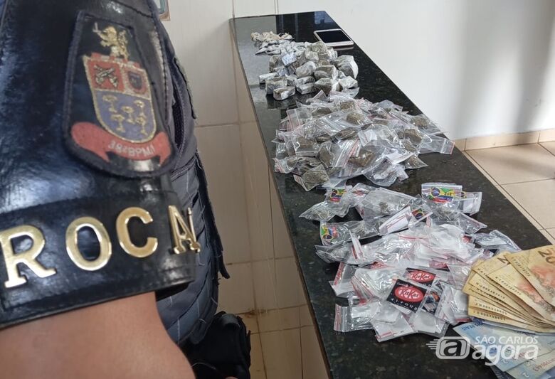 Homem é preso com drogas pela ROCAM na região do CDHU -