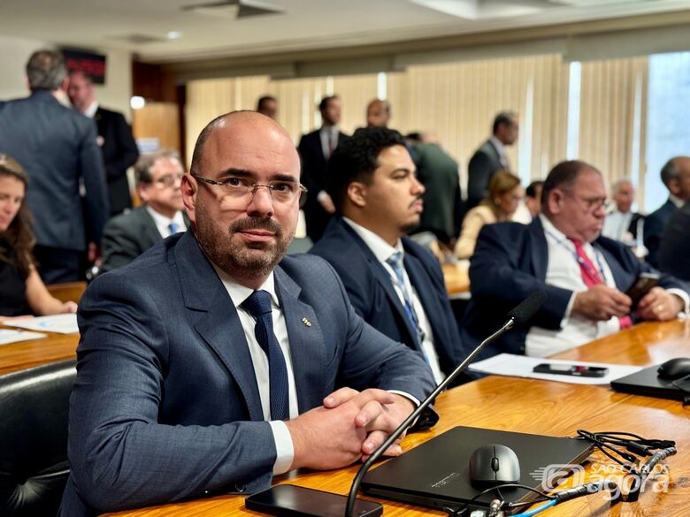 Prefeito Netto Donato participa de debate sobre PEC dos precatórios e de reunião da CCI -