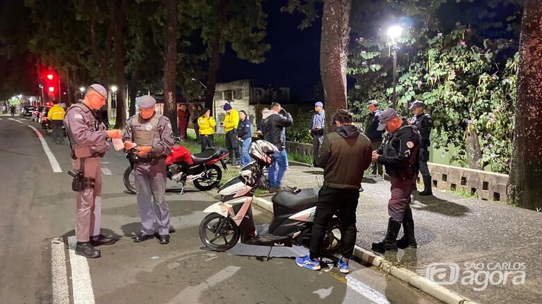 Detran autua 11 motoristas durante operação contra mistura de álcool e direção em São Carlos -