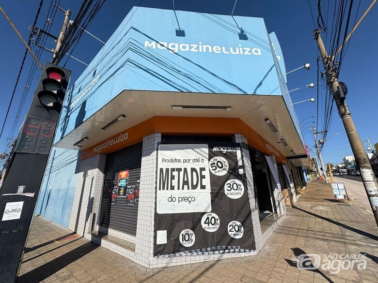 Liquidação imperdível de Smart TV no Magalu -