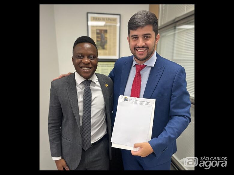 Bruno Zancheta conquista nova ambulância para São Carlos por intermédio do deputado Guto Zacarias -