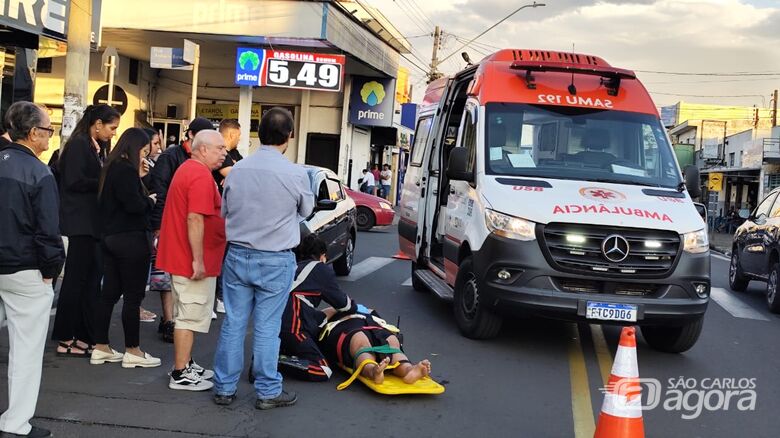 Mulher é atropelada na faixa de pedestre na Vila Prado - Crédito: Maycon Maximino
