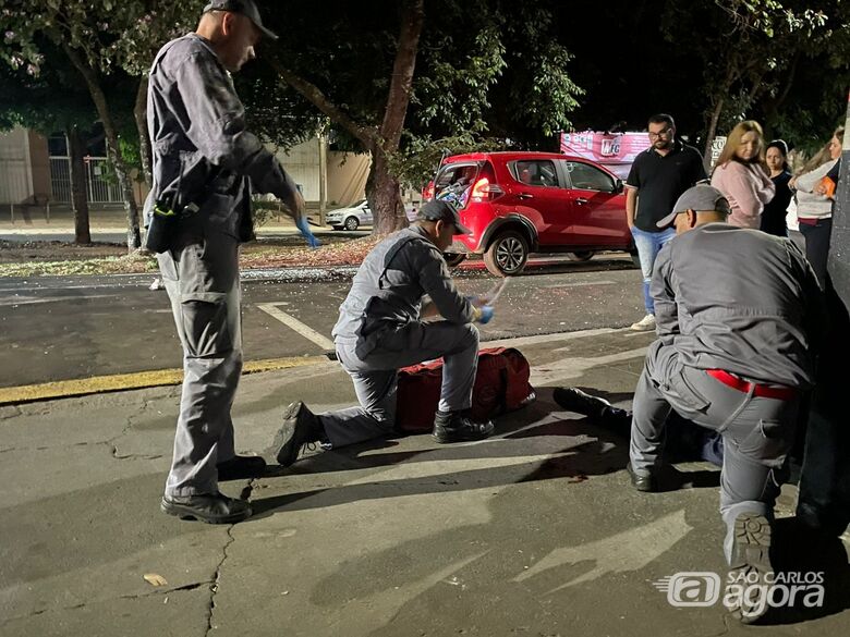 Motociclista fica ferido após colisão na Avenida Henrique Gregóri - Crédito: LOURIVAL IZAQUE 