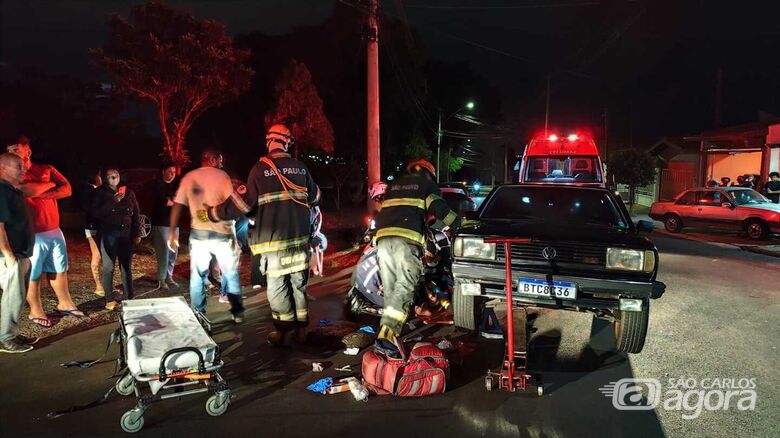 Criança fica presa embaixo de carro após ser atropelada no Jardim Tangará - Crédito: Maycon Maximino