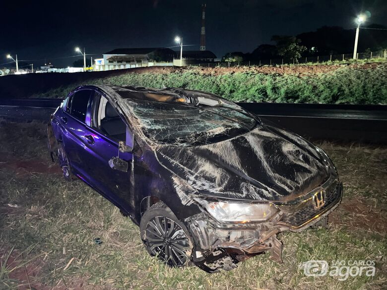 Colisão entre veículos na Rodovia Washington Luís deixa motorista ferido - Crédito: Flavio Fernandes