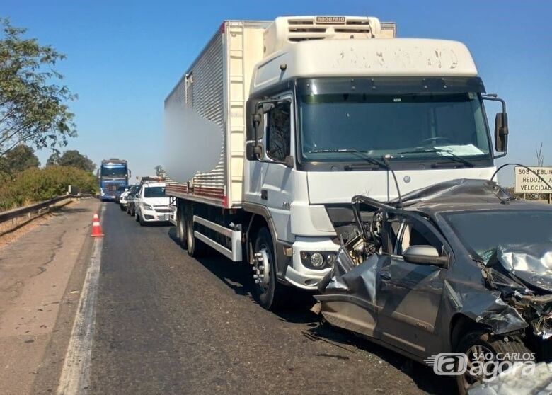 Engavetamento na Washington Luís deixa uma pessoa morta - Crédito: CCI Artesp