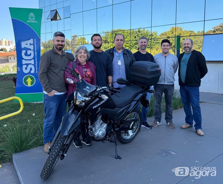 Fiscalização recebe moto através de recurso de Elton Carvalho - Crédito: divulgação