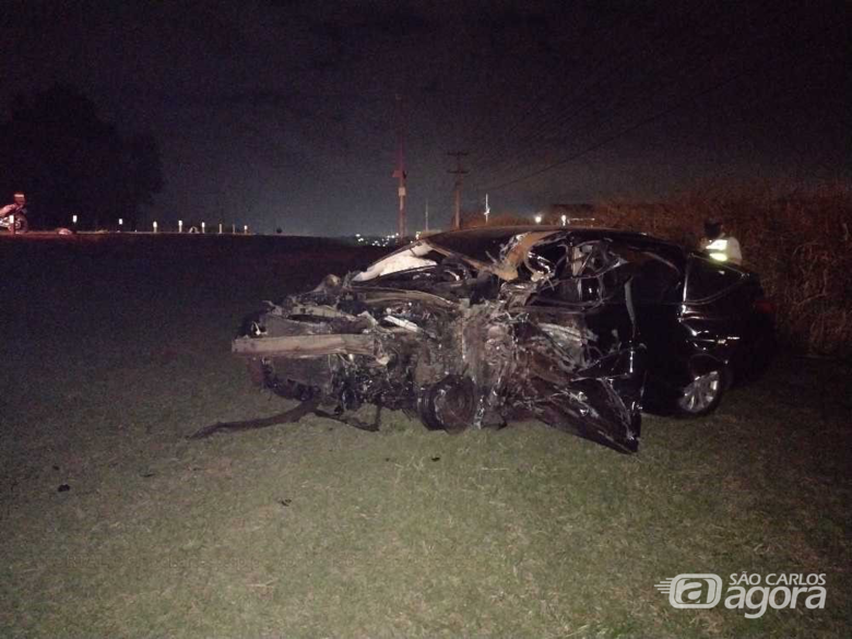 Acidente envolvendo carro na contramão deixa dois mortos na SP-127 - Crédito: Artesp