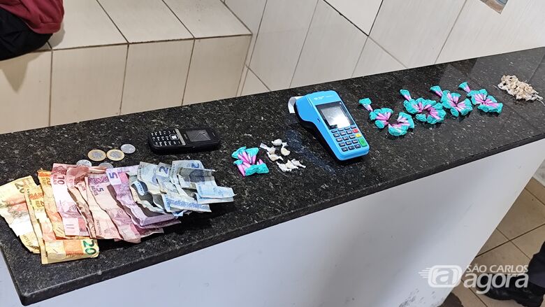 Operação da PM e Canil da Guarda Municipal apreende drogas no Antenor Garcia - Crédito: Maycon Maximino