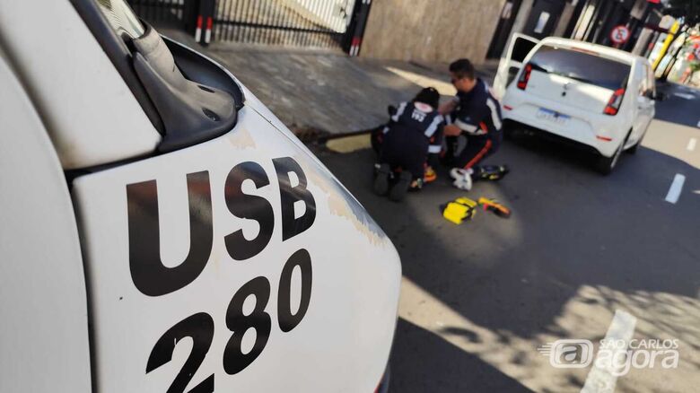 Motociclista fica ferido em colisão traseira no Centro - Crédito: Maycon Maximino
