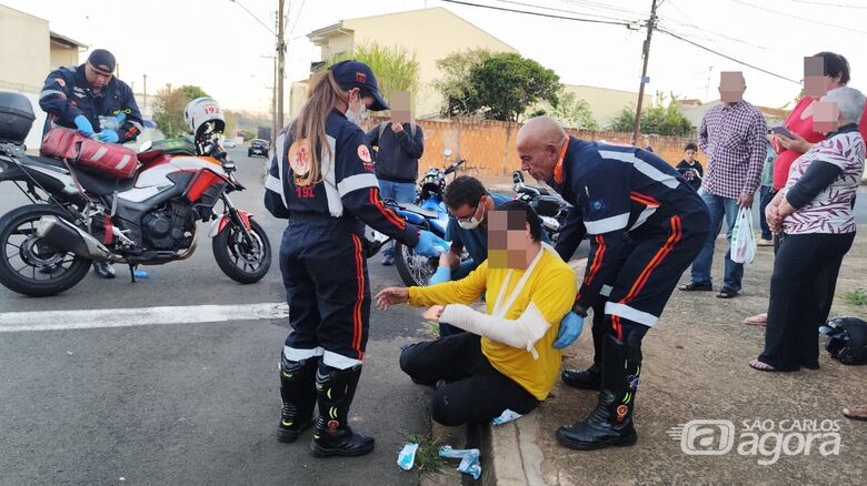 Colisão entre duas motos deixa homem ferido no Paulistano - Crédito: Maycon Maximino