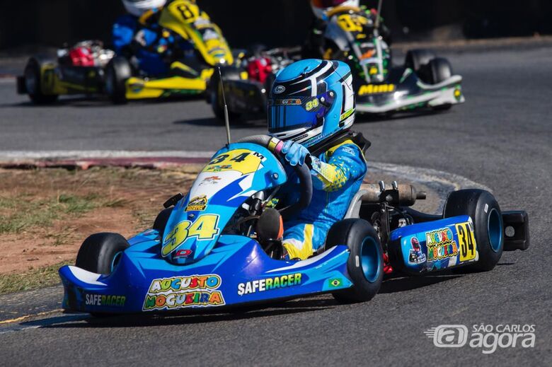 Jovem piloto de São Carlos disputa Copa Brasil de Kart em Aracaju -
