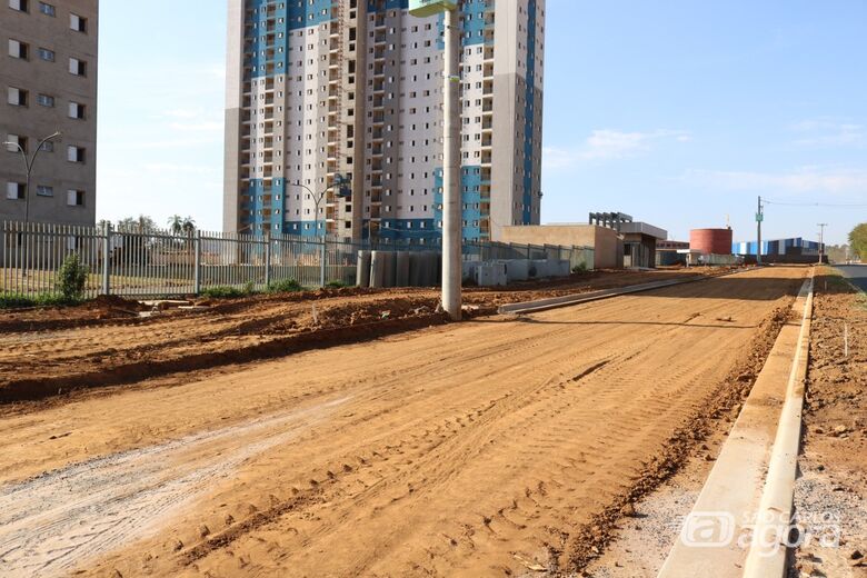 Avenida João Deriggi no Jardim do Bosque será pavimentada - 