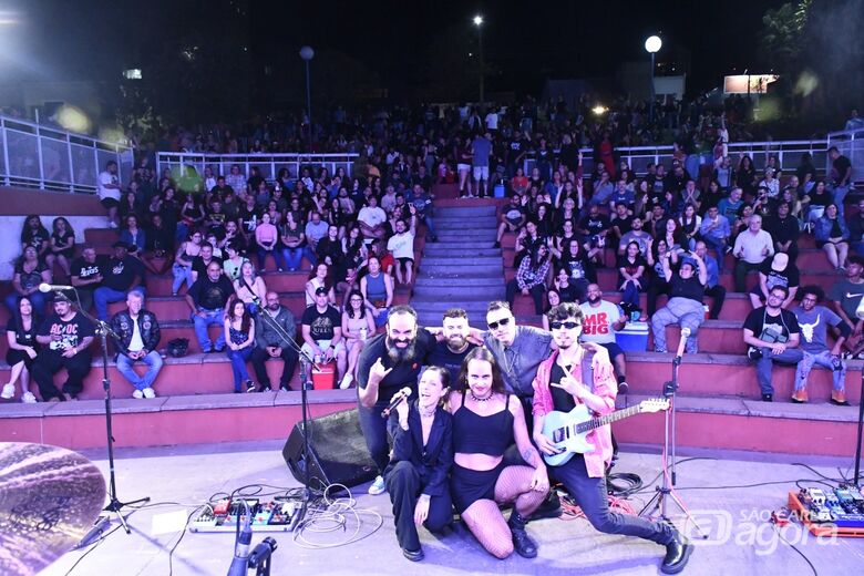 Soma Rock Festival celebra o mês do rock com 10 bandas no Teatro Arena - 