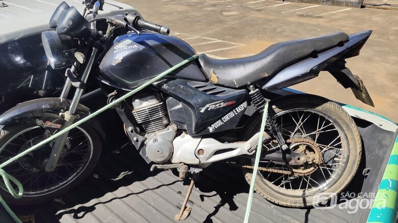 Fuga e moto adulterada terminam em prisão em Ibaté - Crédito: Maycon Maximino 