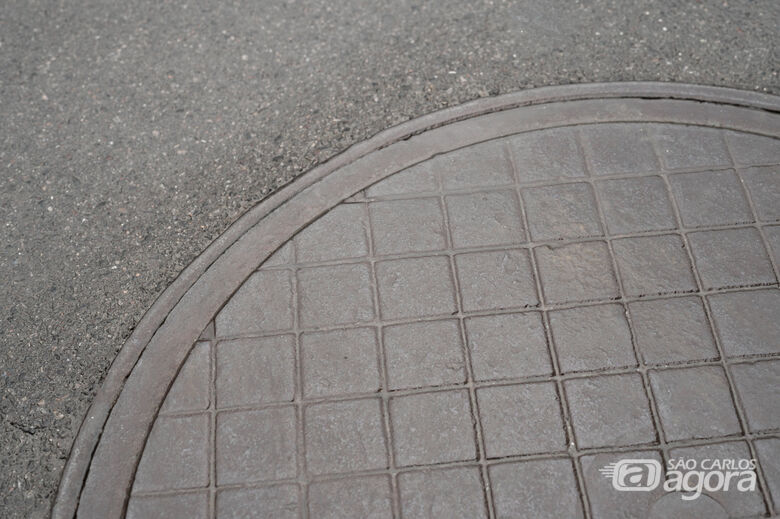 Tampa Bueiro - Crédito: Freepik