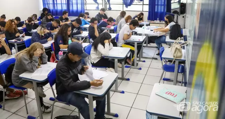 Estudantes em sala de aula - Crédito: Agência SP