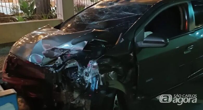 Mulher é presa com drogas após perseguição policia - Crédito: Grupo Rio Claro 