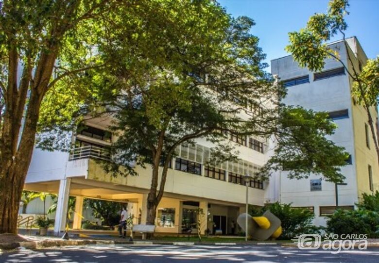 Com a oficina de escrita, a Biblioteca do ICMC se consolida como um espaço multifuncional (Crédito da imagem: ICMC) - 