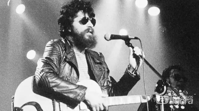  O cantor e compositor Raul Seixas: mesmo 36 anos após sua morte em 1989, sua obra permanece mais viva do que nunca - Crédito: Reprodução Agência Brasil