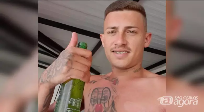 Jovem é morto a tiros em trailer de lanches - Crédito: Grupo Rio Claro 