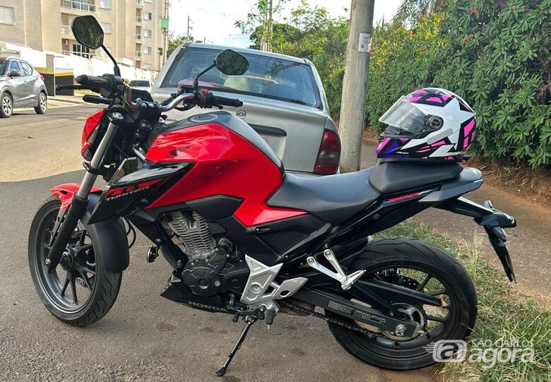 Moto é furtada na Vila Celina; proprietário pede ajuda para encontrá-la - 