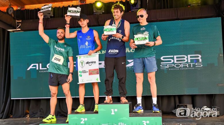 O são-carlense Max Bruno dos Santos sagrou-se campeão geral em Olímpia/Divulgação - 