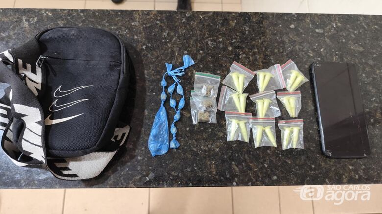 Adolescente é detido pela PM com cocaína, crack e maconha na Vila Jacobucci - Crédito: Foto: Maycon Maximino/São Carlos Agora