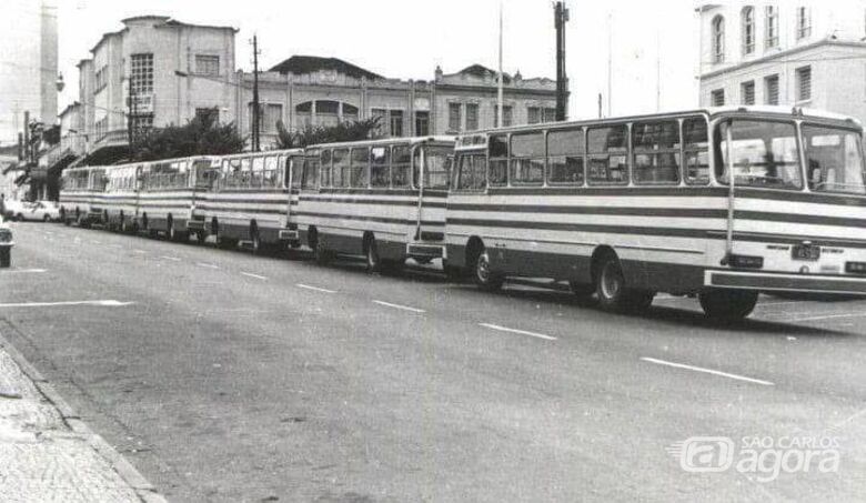 Os ônibus da Vilela Franco: serviços ruins e caros motivaram os protestos dos estudantes - Crédito: divulgação