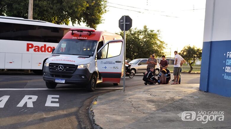 Mulher é atropelada ao sair de mercado no Santa Felícia  - Crédito: Maycon Maximino 