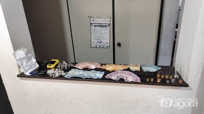 Guarda Municipal localiza drogas e materiais do tráfico em residência abandonada no Jardim Mercedes - Crédito: divulgação