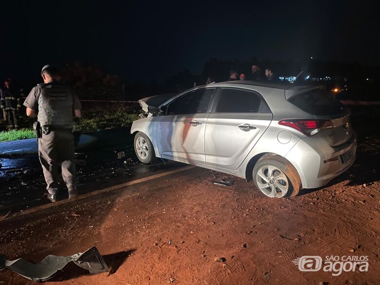 HB20 que era conduzido pelo médico  - Crédito: Lourival Izaque 