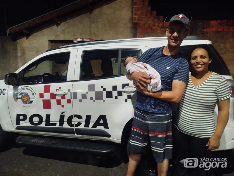 Os pais e bebê  - Crédito: Colaborador 