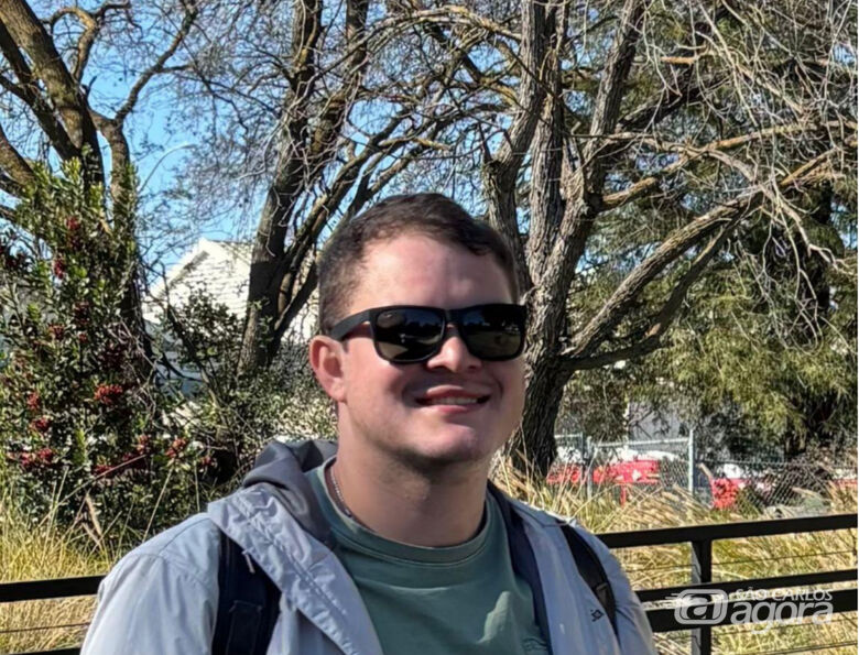 Ph.D.- Bruno Pereira de Oliveira B.Tech in Food Engineering - FEF B. Tech in Chemistry - USP Ms in Physics - USP Ph.D. in  Physics - USP Post-doc in Optical Physics - USP - Crédito: Divulgação