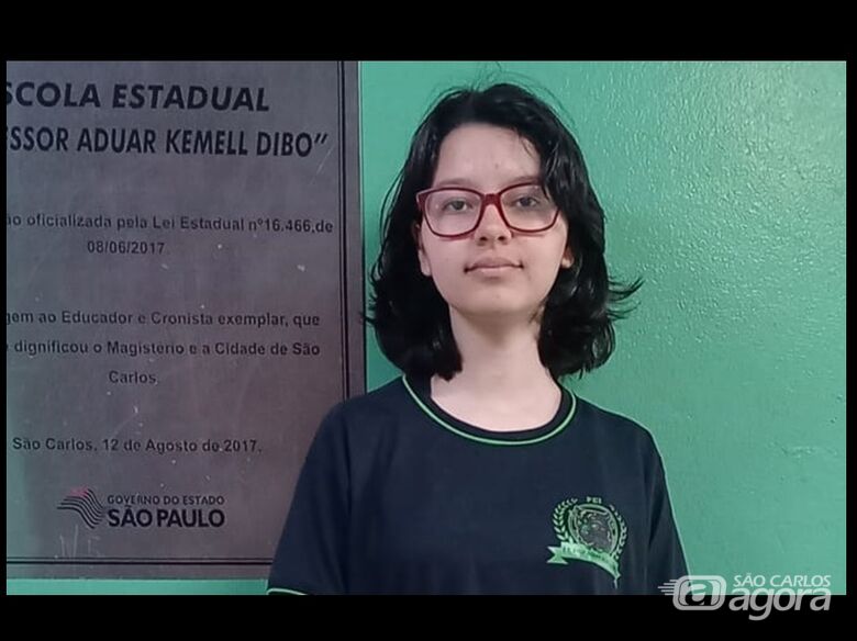 Estudante da EE Aduar Kemell Dibo conquista nota máxima e garante vaga em programa de intercâmbio -