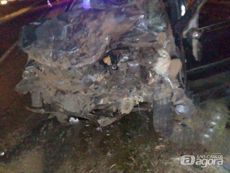 Colisão frontal deixa uma vítima fatal na SP-310  - Crédito: CCI Artesp