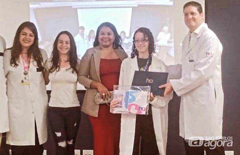 Estudante de São Carlos vence concurso de redação do Hospital de Amor de Barretos -