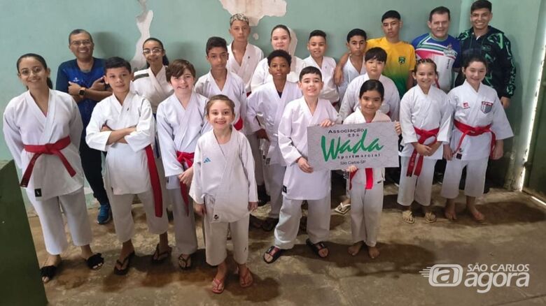 São Carlos conquista medalhas na Copa União de Karatê em Araraquara - 