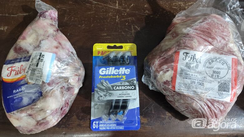 Homem é detido após furtar carne de atacadista em São Carlos  - Crédito: Maycon Maximino 