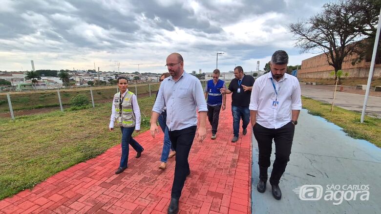 Netto Donato discute obras de drenagem com DER e SP Águas - 