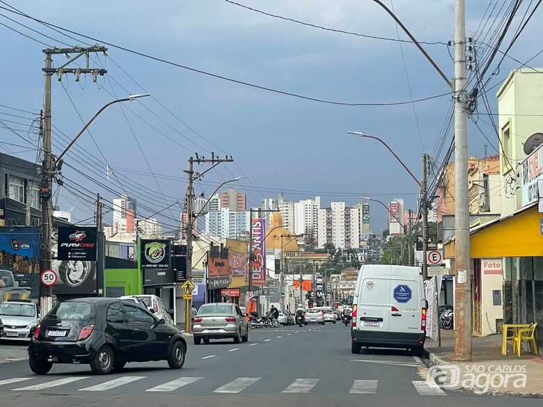 Avenida São Carlos, na região central - Crédito: Lourival Izaque