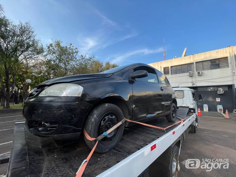 Carro furtado em Mogi das Cruzes é apreendido em São Carlos após perseguição policial - Crédito: Lourival Izaque 