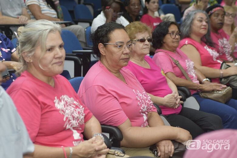 São Carlos inicia programação do Outubro Rosa com ações de prevenção e solidariedade -