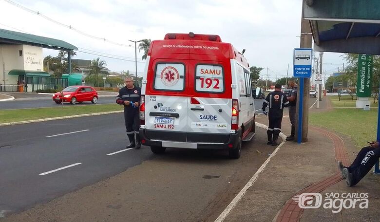 Casal fica ferido após queda de moto em São Carlos - Crédito: Lourival Izaque