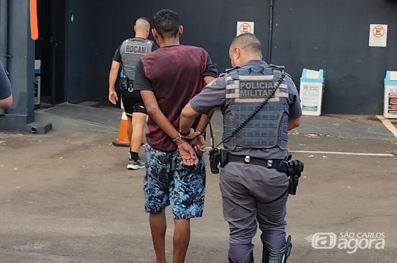 Procurado por roubo é detido após resistência no Jardim Gonzaga - Crédito: Maycon Maximino