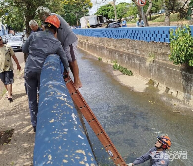 Defronte o INSS - Crédito: Maycon Maximino 
